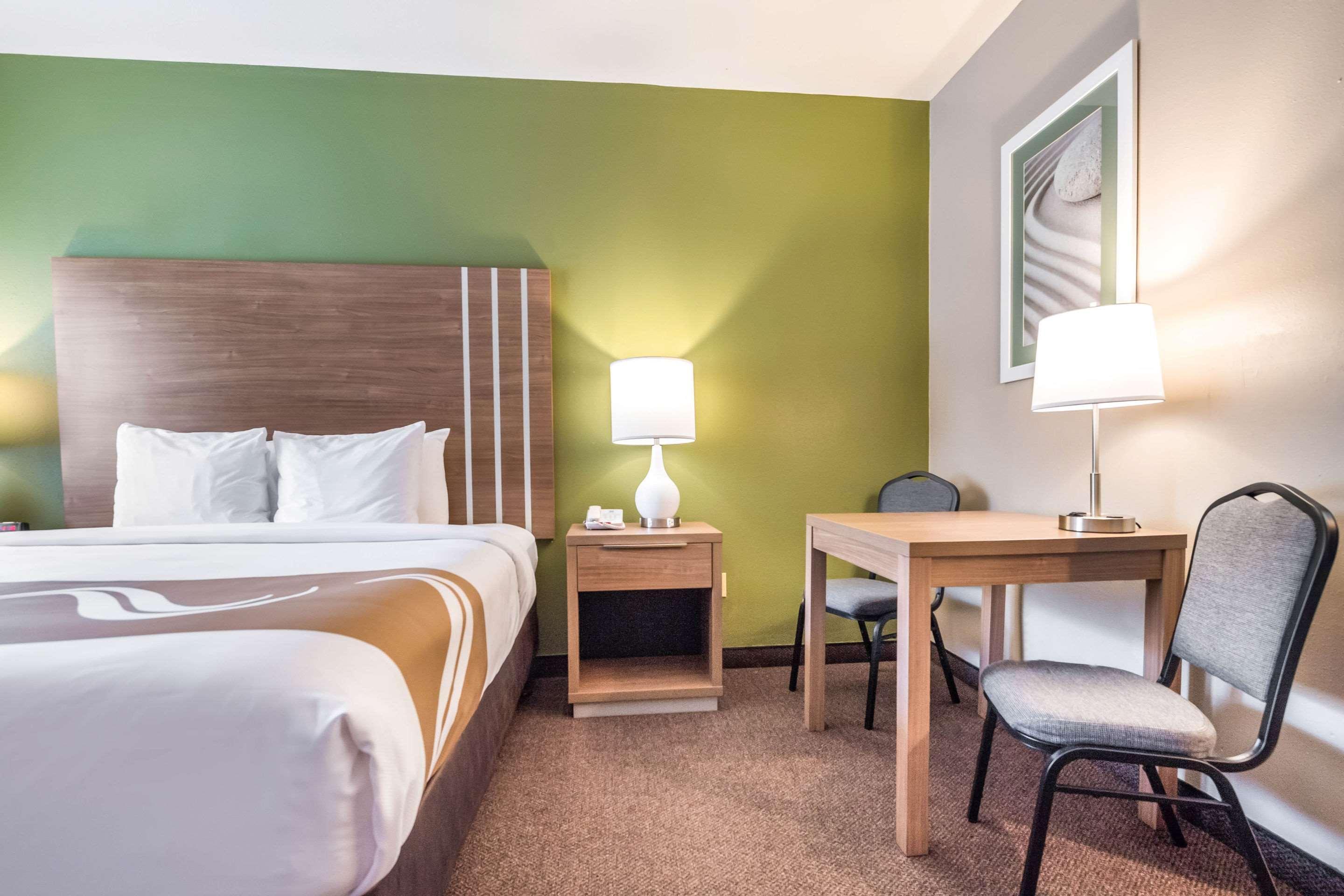 Quality Inn & Suites Bainbridge Island Buitenkant foto