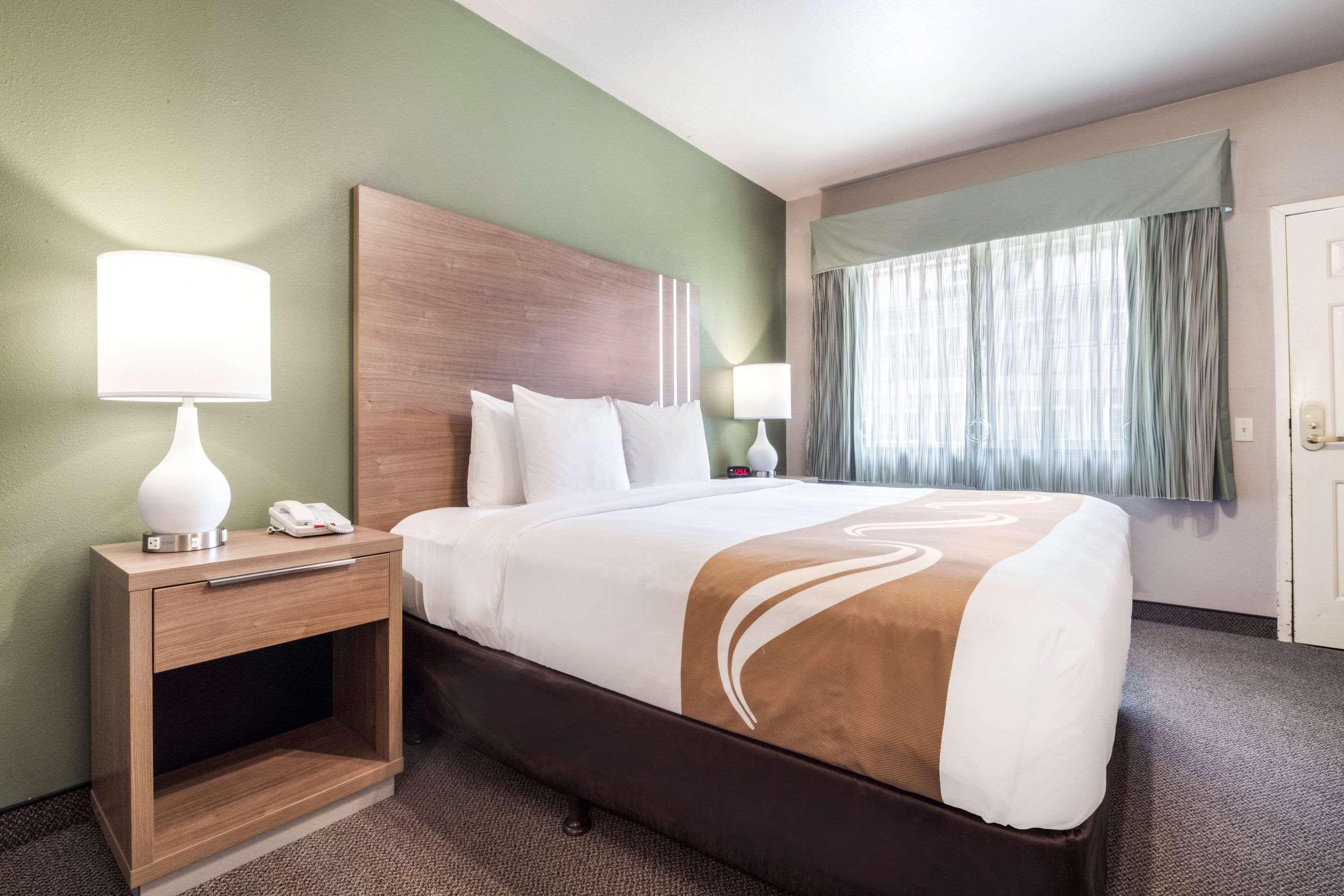 Quality Inn & Suites Bainbridge Island Buitenkant foto