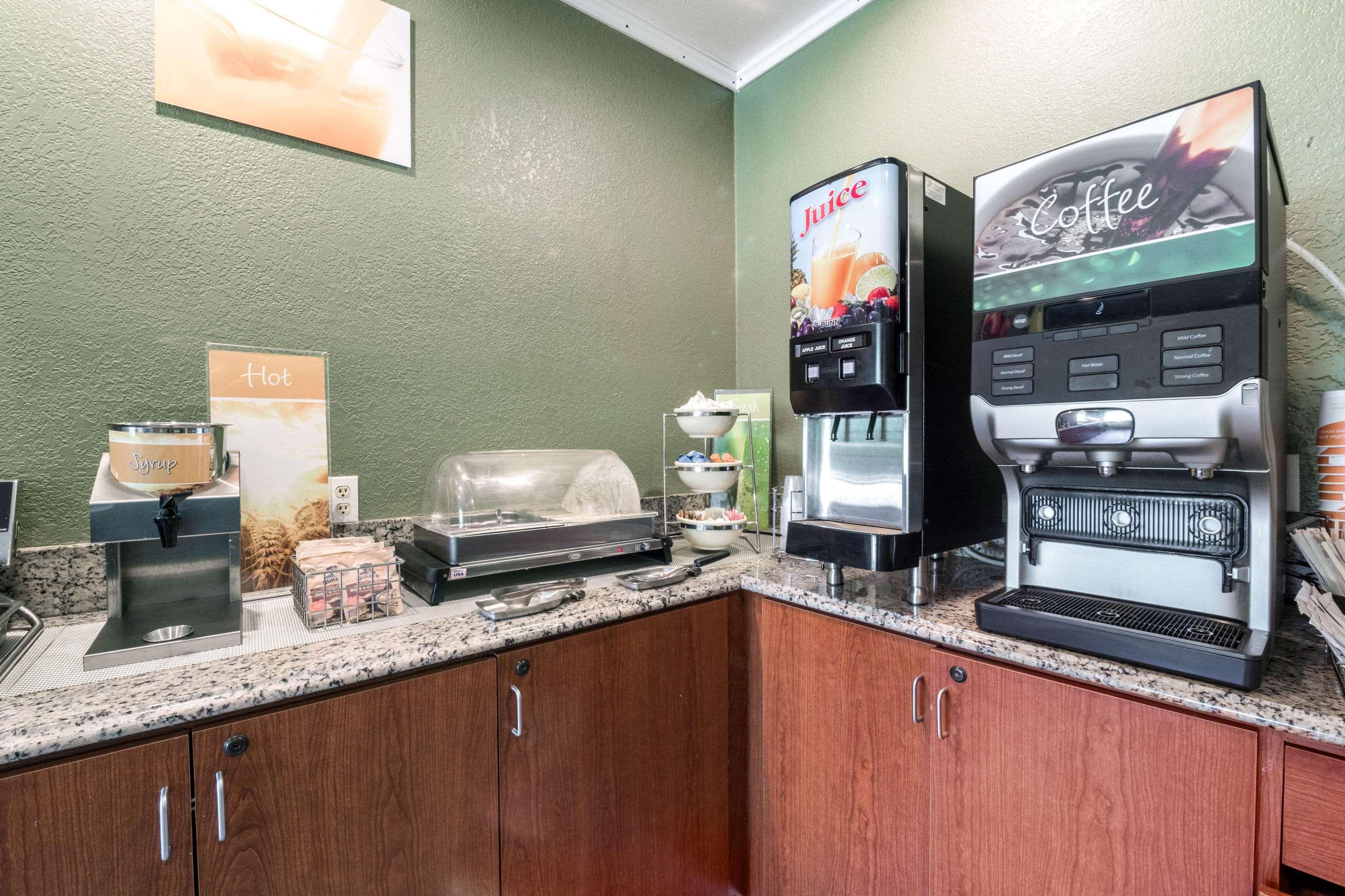 Quality Inn & Suites Bainbridge Island Buitenkant foto